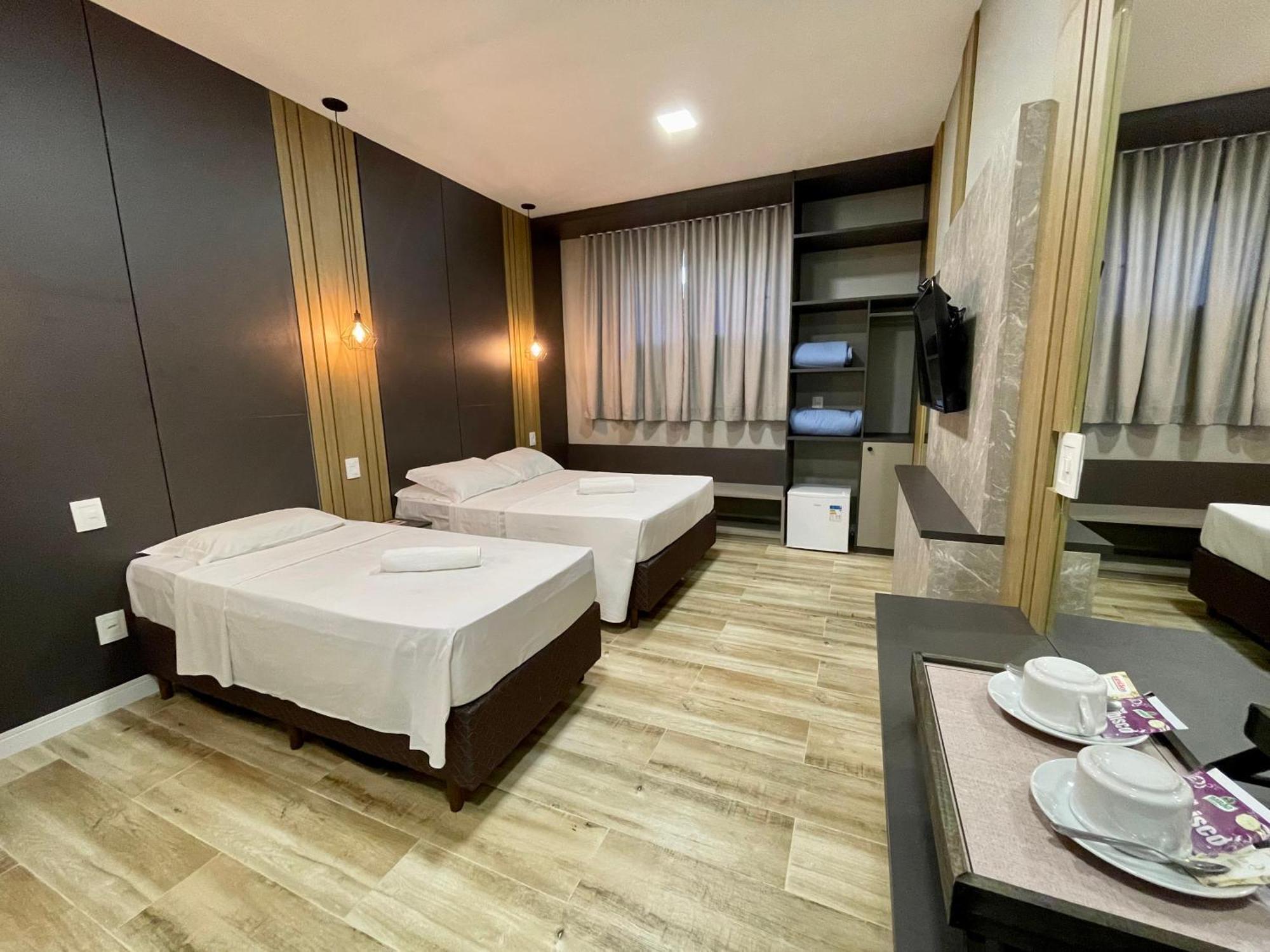 Eleganz Suites Exclusive Centro กรามาโด ภายนอก รูปภาพ