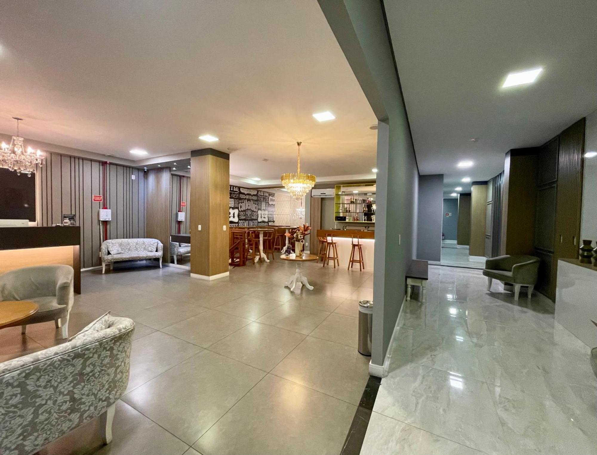 Eleganz Suites Exclusive Centro กรามาโด ภายนอก รูปภาพ